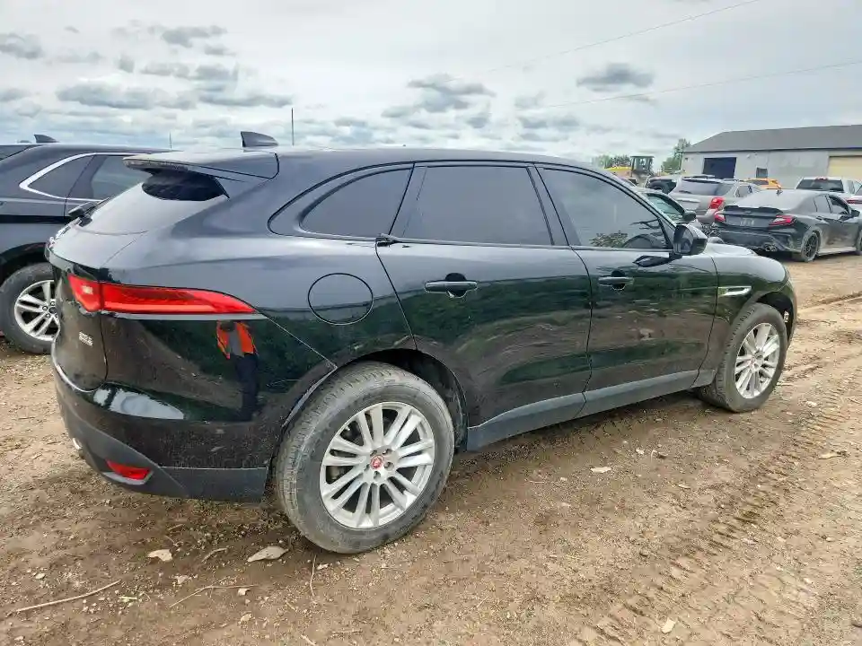 SADCS2BV8HA061263 2017 JAGUAR F-PACE-2