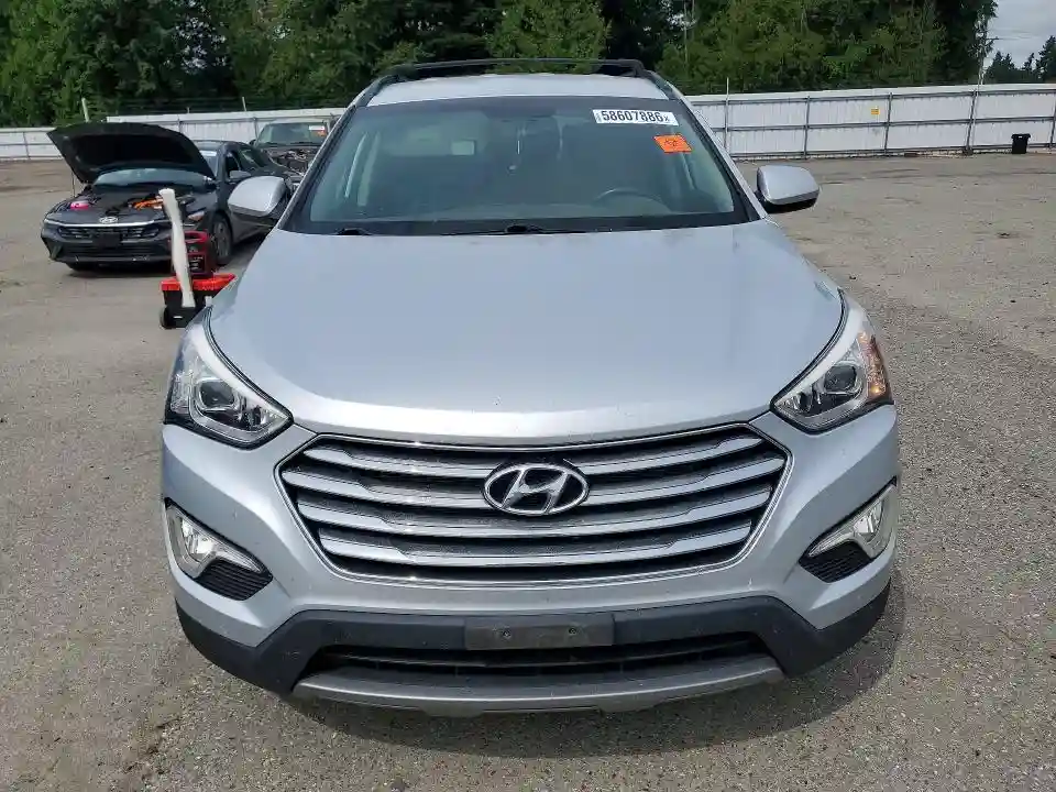 KM8SMDHF8DU032685 2013 HYUNDAI SANTA FE-4
