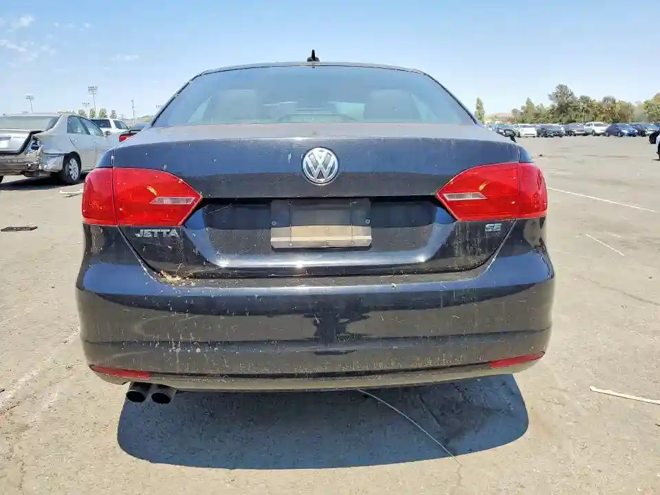 3VWD17AJ1EM365822 2014 VOLKSWAGEN JETTA-5