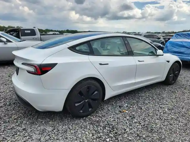 5YJ3E1EAXSF047126 2025 TESLA MODEL 3-2