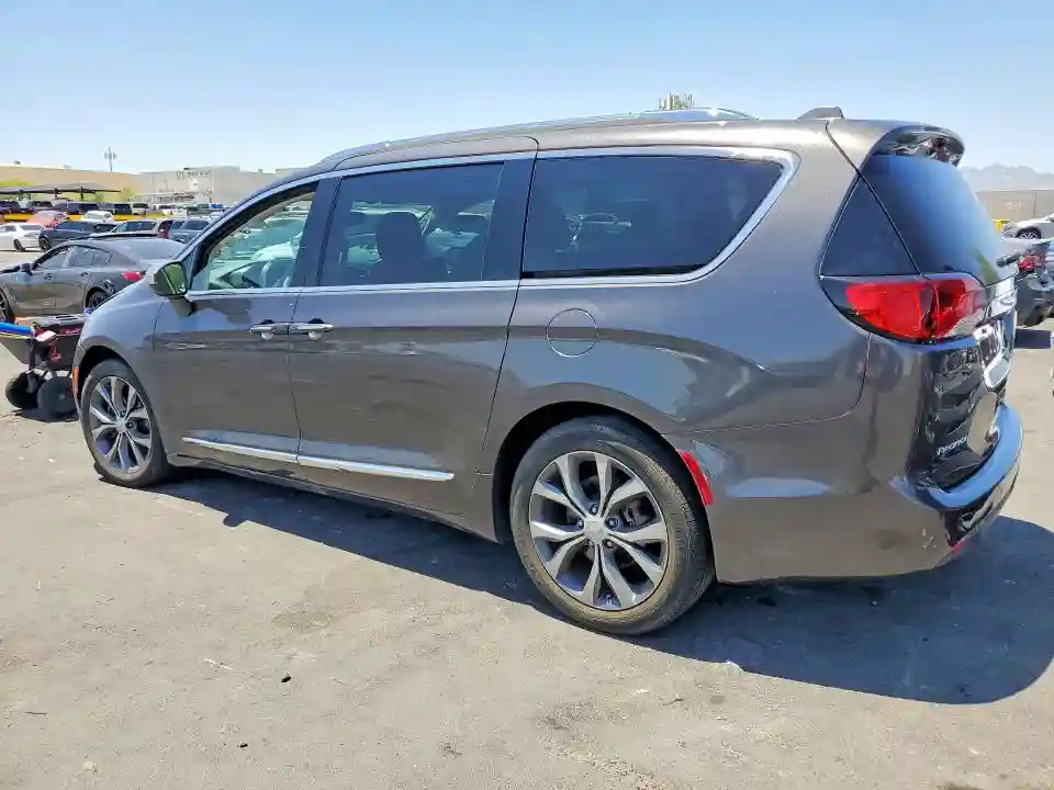 2C4RC1GG7JR198316 2018 CHRYSLER PACIFICA-1