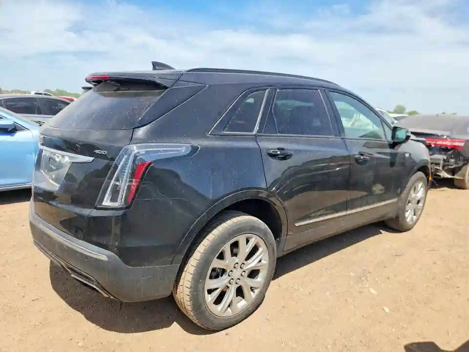 1GYKNGRS6MZ105094 2021 CADILLAC XT5-2