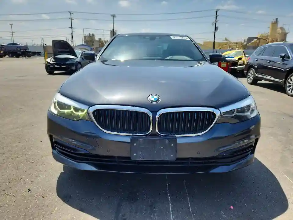 WBAJA9C52KB254309 2019 BMW 5 SERIES-4