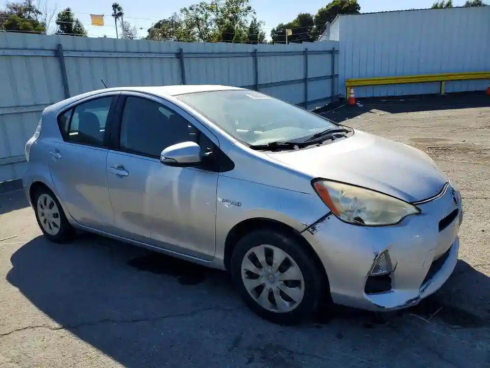 JTDKDTB32C1001400 2012 TOYOTA PRIUS C TH-3