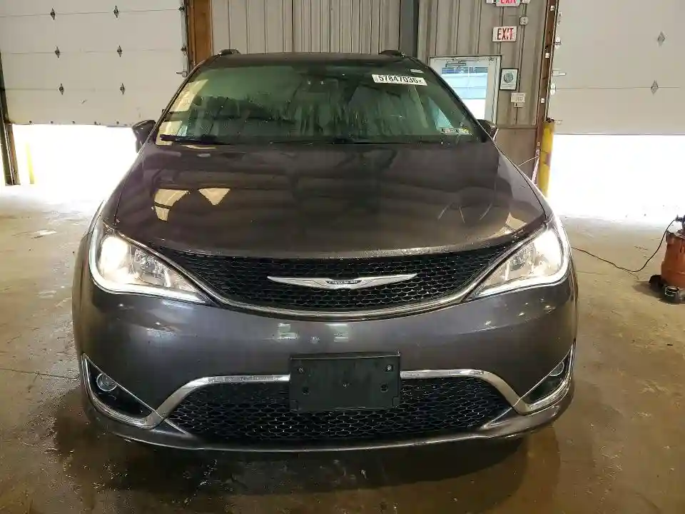 2C4RC1BG7KR588597 2019 CHRYSLER PACIFICA-4