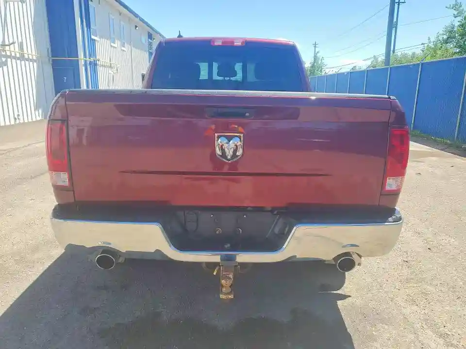 1C6RR7GT4JS214685 2018 RAM 1500-5