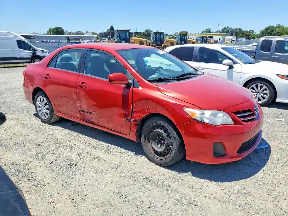 2T1BU4EE4DC961057 2013 TOYOTA COROLLA-3