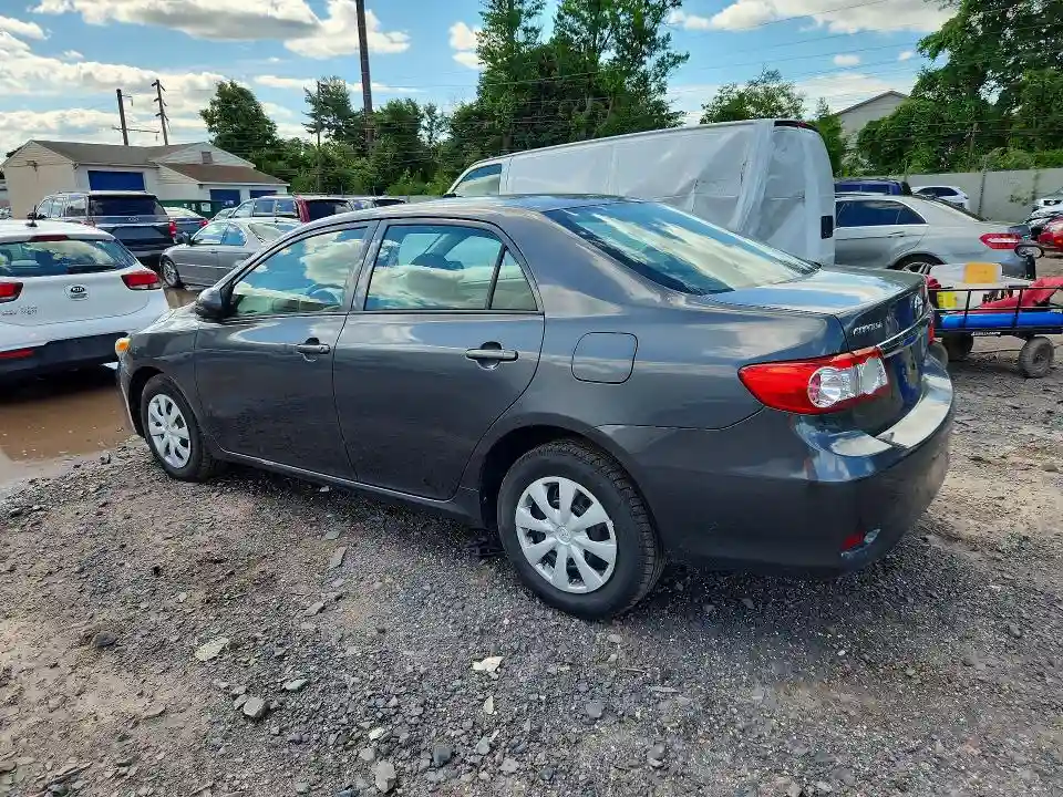 2T1BU4EE2DC960781 2013 TOYOTA COROLLA-1