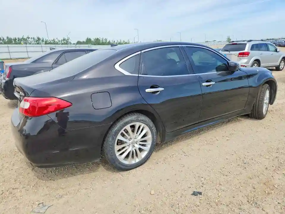 JN1AY1AR0CM580138 2012 INFINITI M56-2