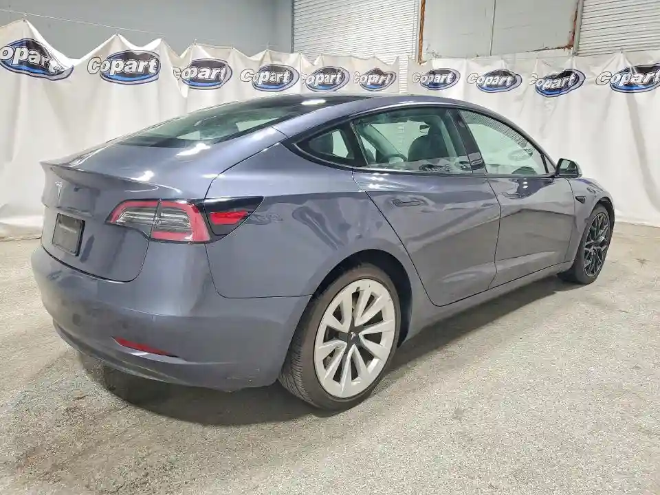 5YJ3E1EA1NF286892 2022 TESLA MODEL 3-2