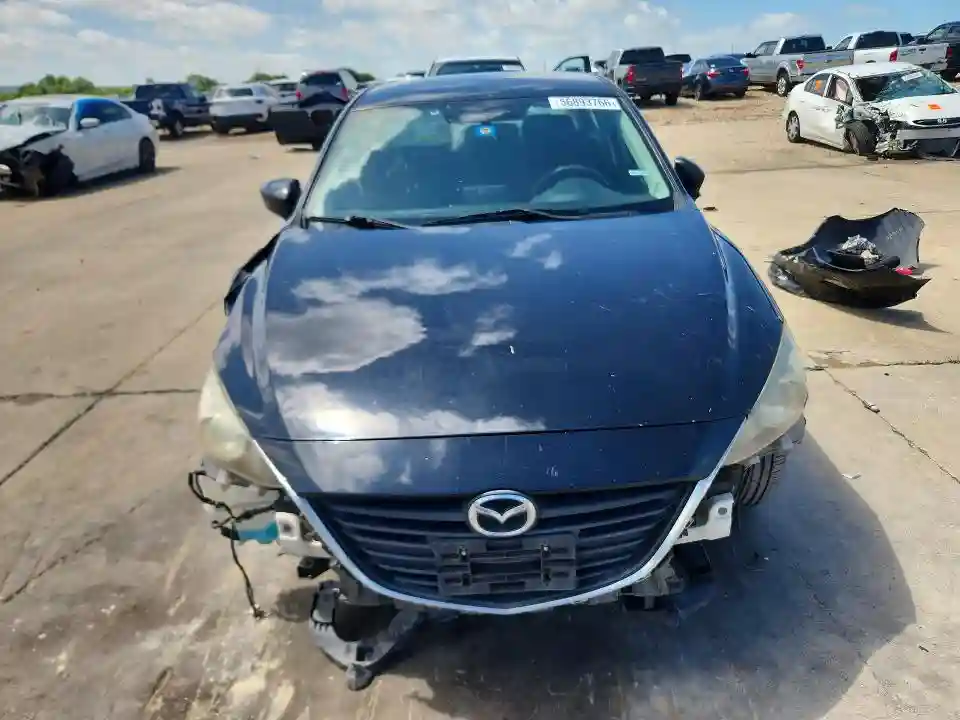 JM1BM1U73G1278261 2016 MAZDA 3-4