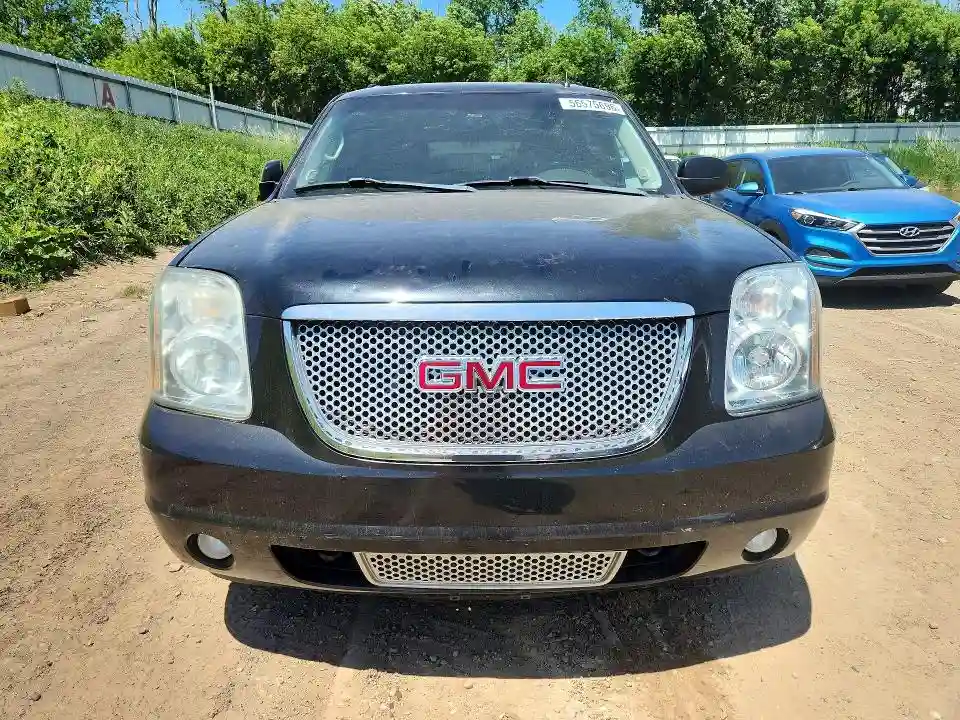 1GKS2MEF3CR281089 2012 GMC YUKON-4