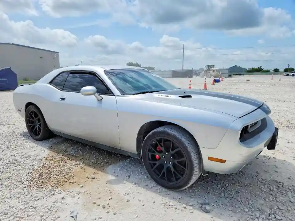 2B3CJ7DWXAH102762 2010 DODGE CHALLENGER-3