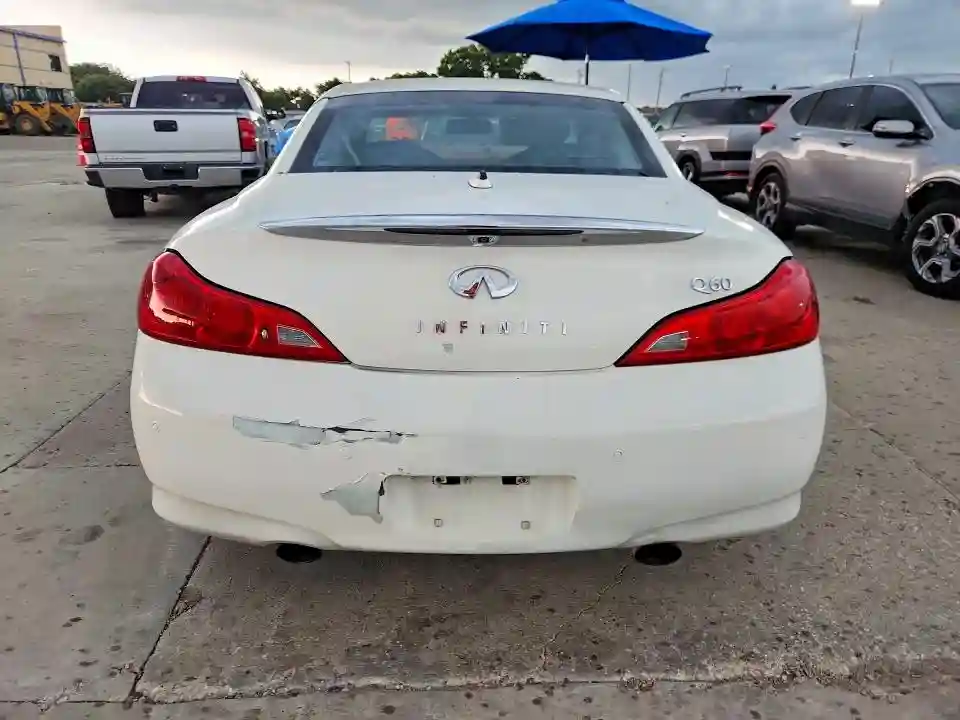 JN1CV6FE7EM900465 2014 INFINITI Q60-5