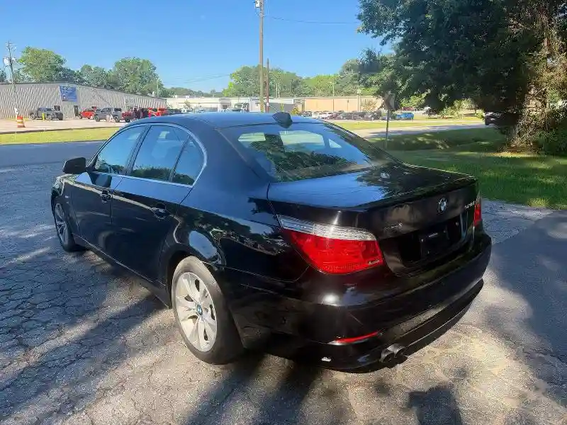 WBANV1C50AC159960 2010 BMW 5 SERIES-2