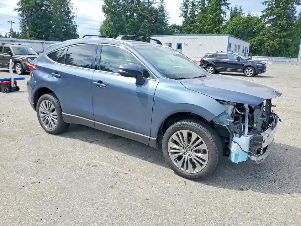 JTEAAAAHXNJ115777 2022 TOYOTA VENZA-3