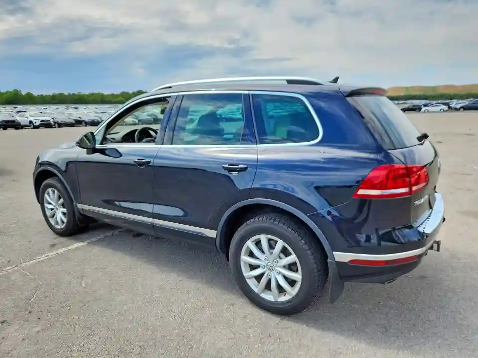 WVGEF9BP0GD010206 2016 VOLKSWAGEN TOUAREG-1