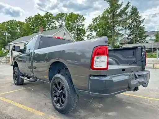 3C6MR5AJ3NG221016 2022 RAM 2500-1