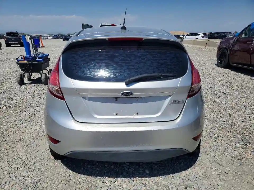 3FADP4TJ3EM221319 2014 FORD FIESTA-5