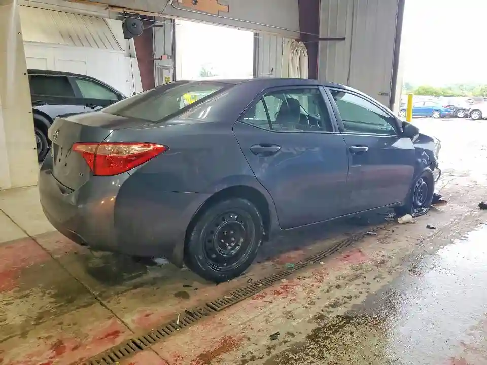 2T1BURHEXJC080061 2018 TOYOTA COROLLA-2