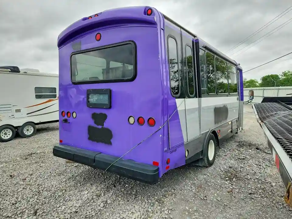 1FDFE4FS5KDC61188 2019 FORD ECONOLINE-2