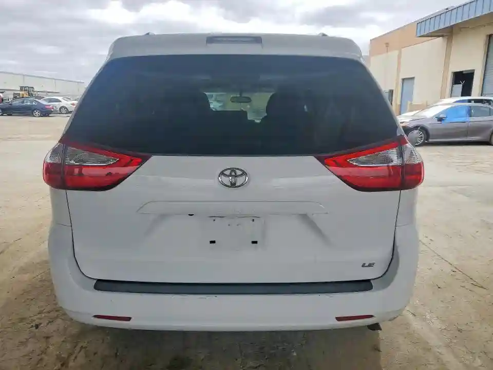 5TDKZ3DC3HS883024 2017 TOYOTA SIENNA-5