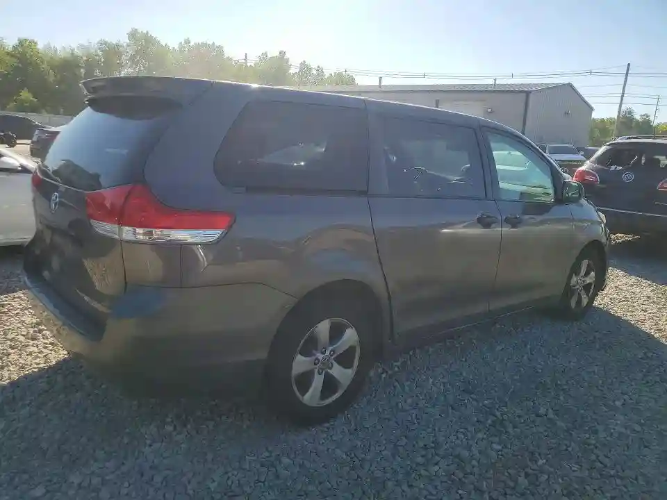 5TDZK3DC3CS216739 2012 TOYOTA SIENNA-2