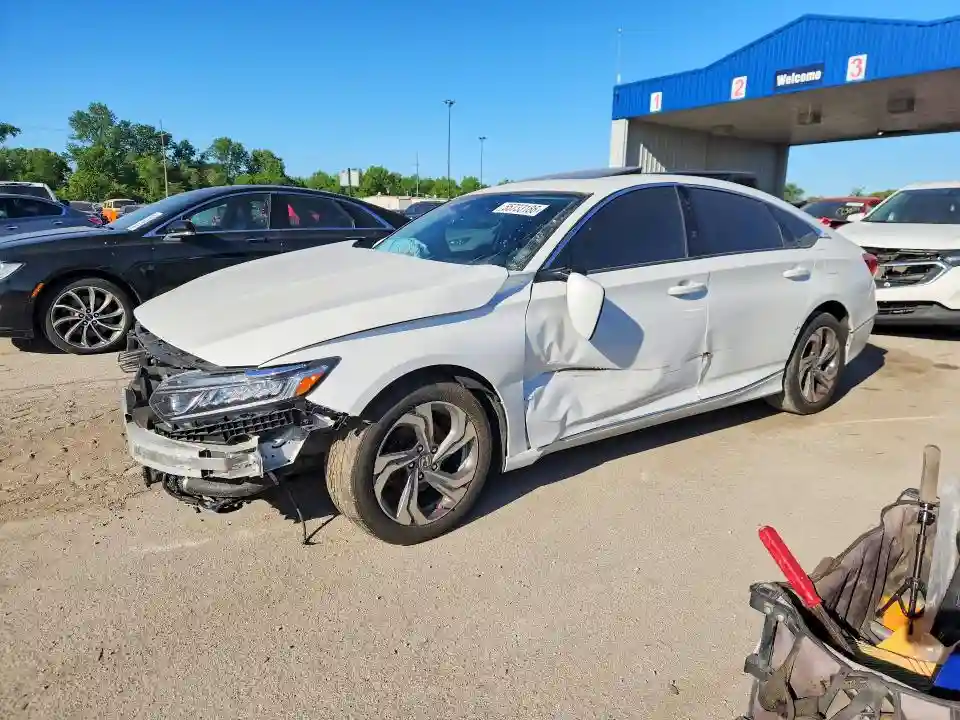 1HGCV1F4XJA065160 2018 HONDA ACCORD-0