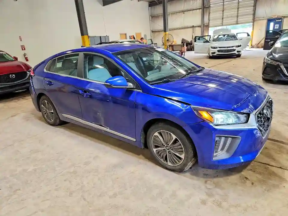 KMHC75LD8MU261570 2021 HYUNDAI IONIQ-3