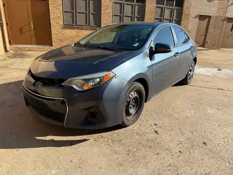 2T1BURHE3FC415667 2015 TOYOTA COROLLA-1