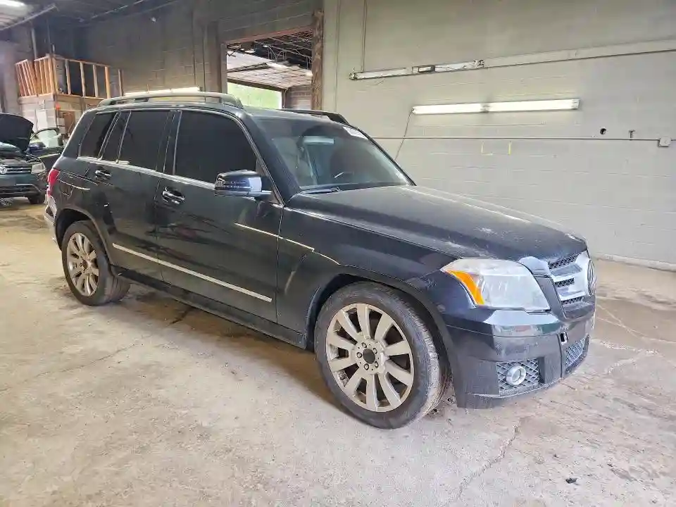 WDCGG8HB4BF592673 2011 MERCEDES-BENZ GLK-CLASS-3