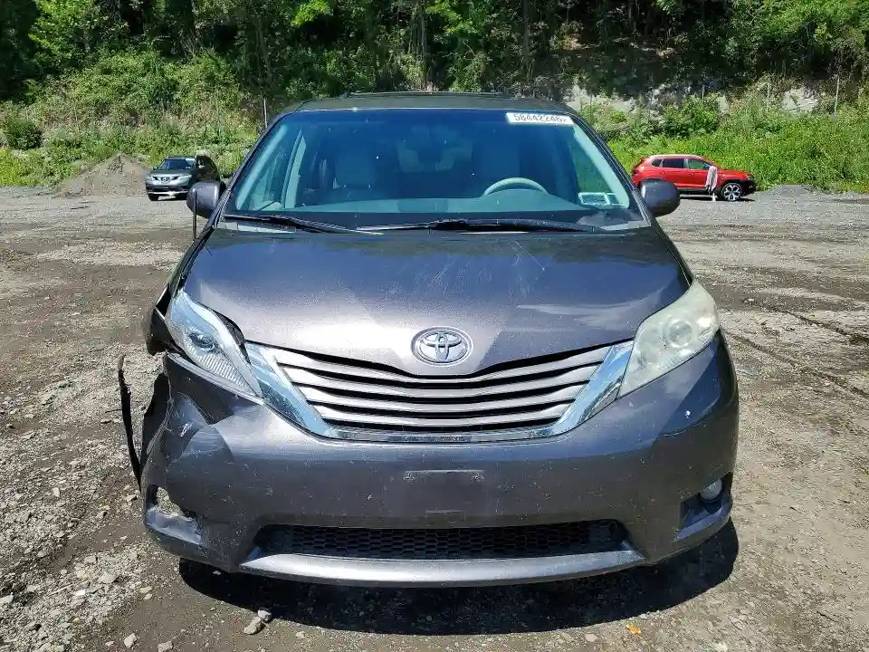 5TDYK3DCXCS266579 2012 TOYOTA SIENNA-4