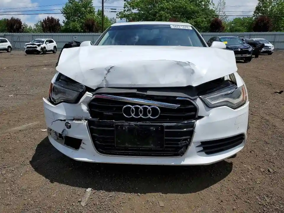 WAUGFAFC5DN110200 2013 AUDI A6-4