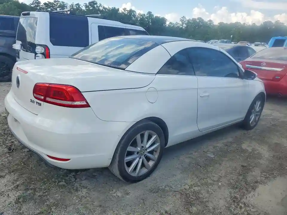 WVWBW7AH3CV000392 2012 VOLKSWAGEN EOS-2