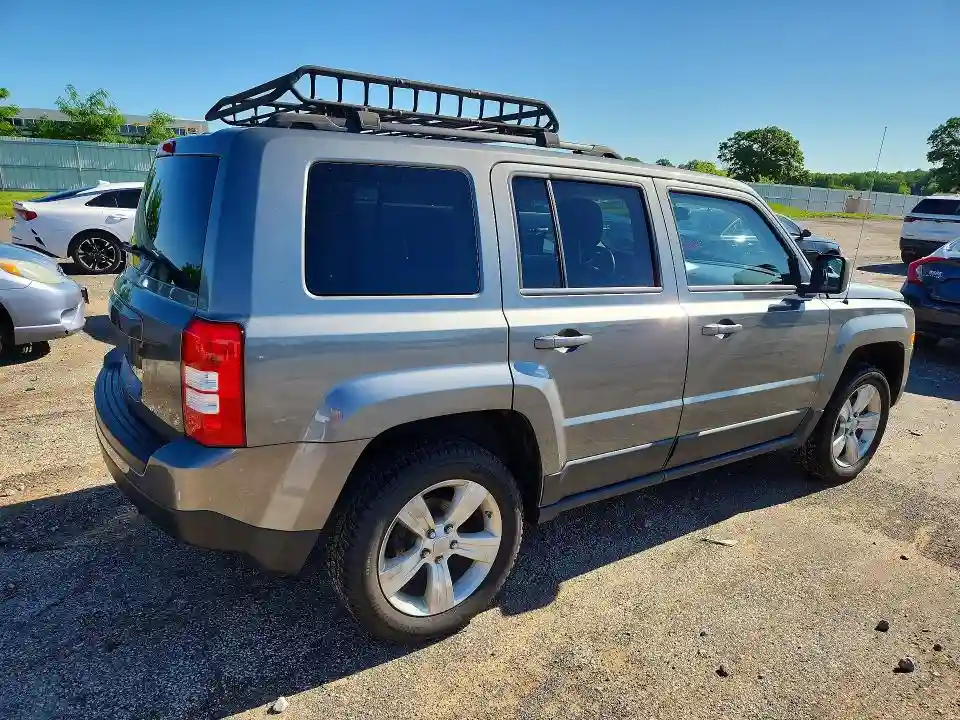 1J4NF1GB0BD283300 2011 JEEP PATRIOT-2