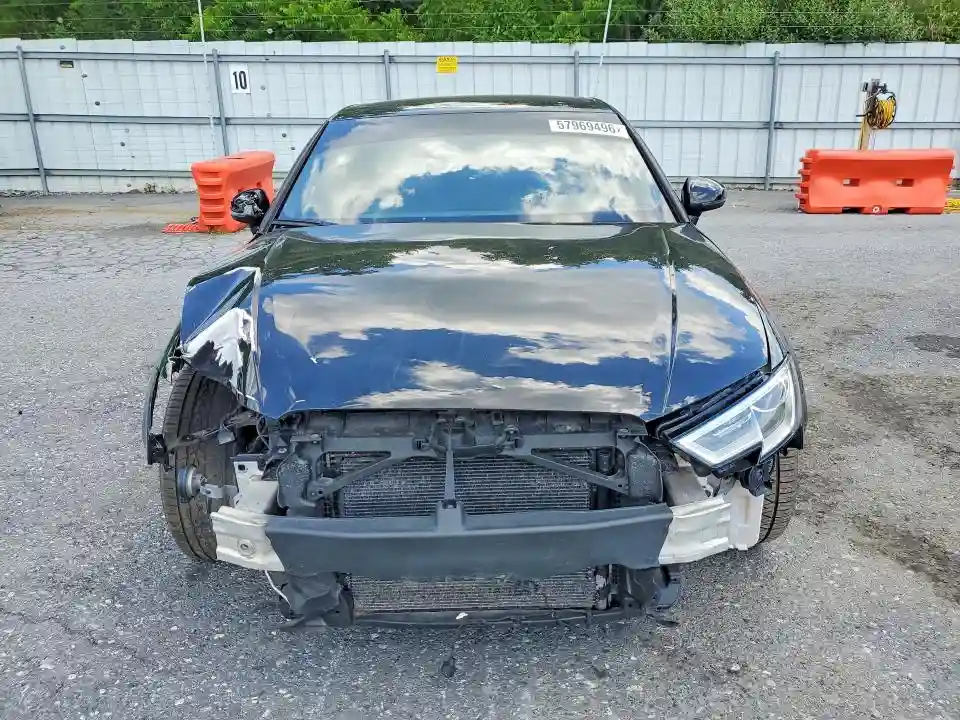 WAUB8GFF7J1011706 2018 AUDI A3-4