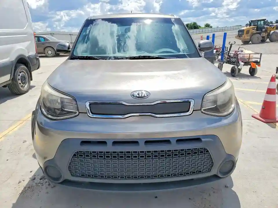 KNDJN2A22F7212447 2015 KIA SOUL BASE-4