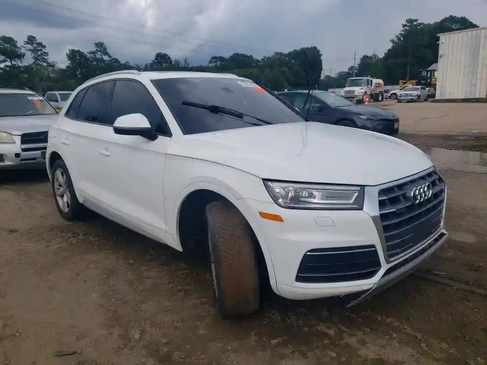 WA1ANAFY8J2008565 2018 AUDI Q5-3