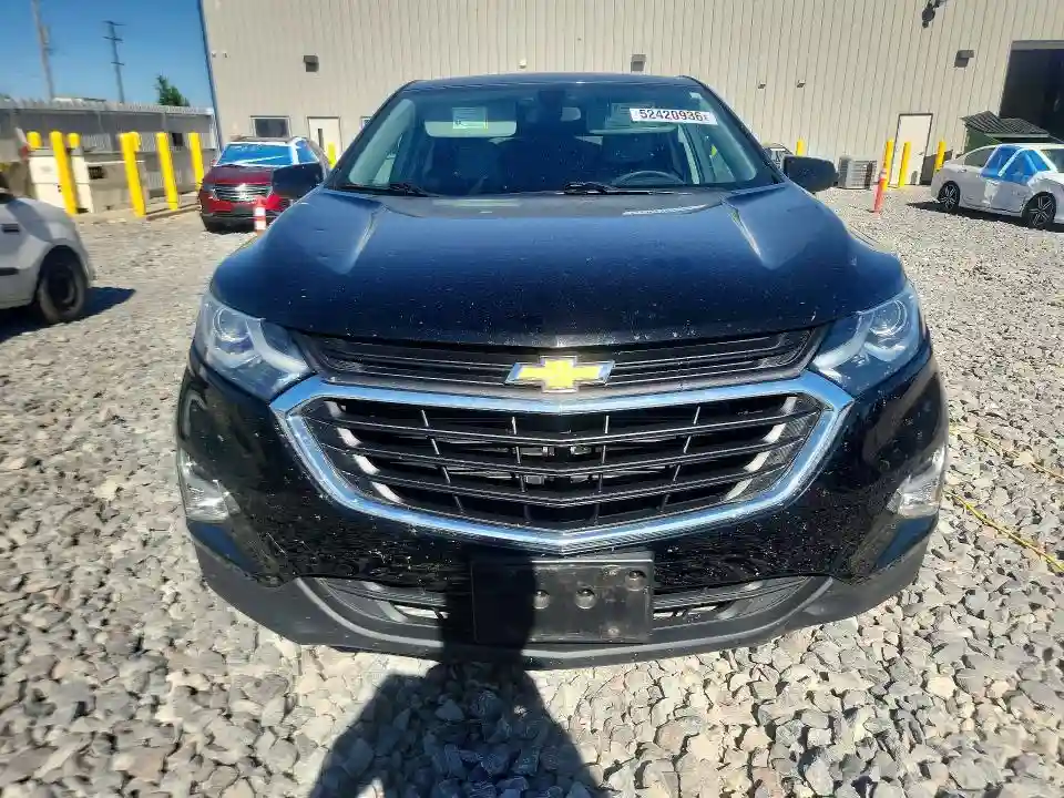 2GNAXJEV5J6140183 2018 CHEVROLET EQUINOX-4