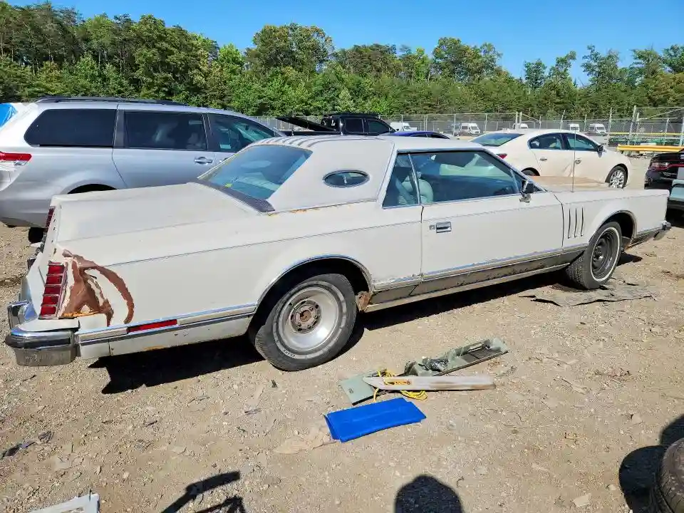 7Y89A943799 1977 LINCOLN CONTINENTL-2