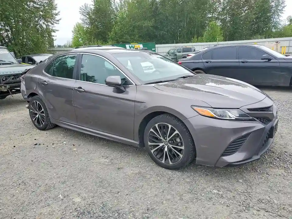 4T1B11HK4JU150328 2018 TOYOTA CAMRY-3