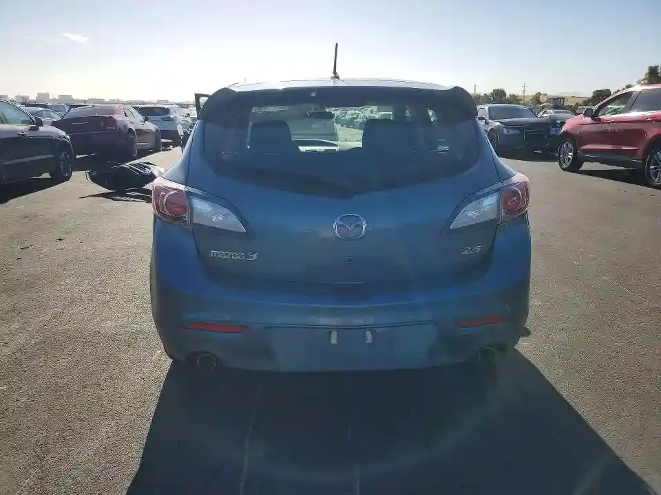 JM1BL1K67B1439636 2011 MAZDA MAZDA3-5