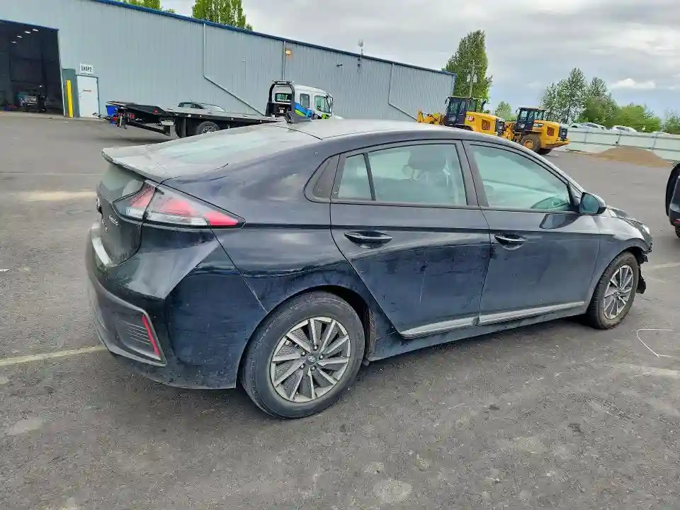 KMHC75LJ6MU079792 2021 HYUNDAI IONIQ-2