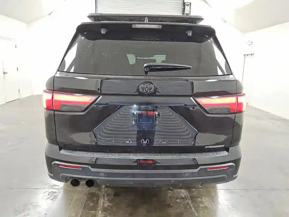 7SVAAABA1SX054968 2025 TOYOTA SEQUOIA-5