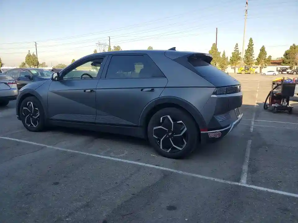KM8KNDAF2PU201689 2023 HYUNDAI IONIQ-1