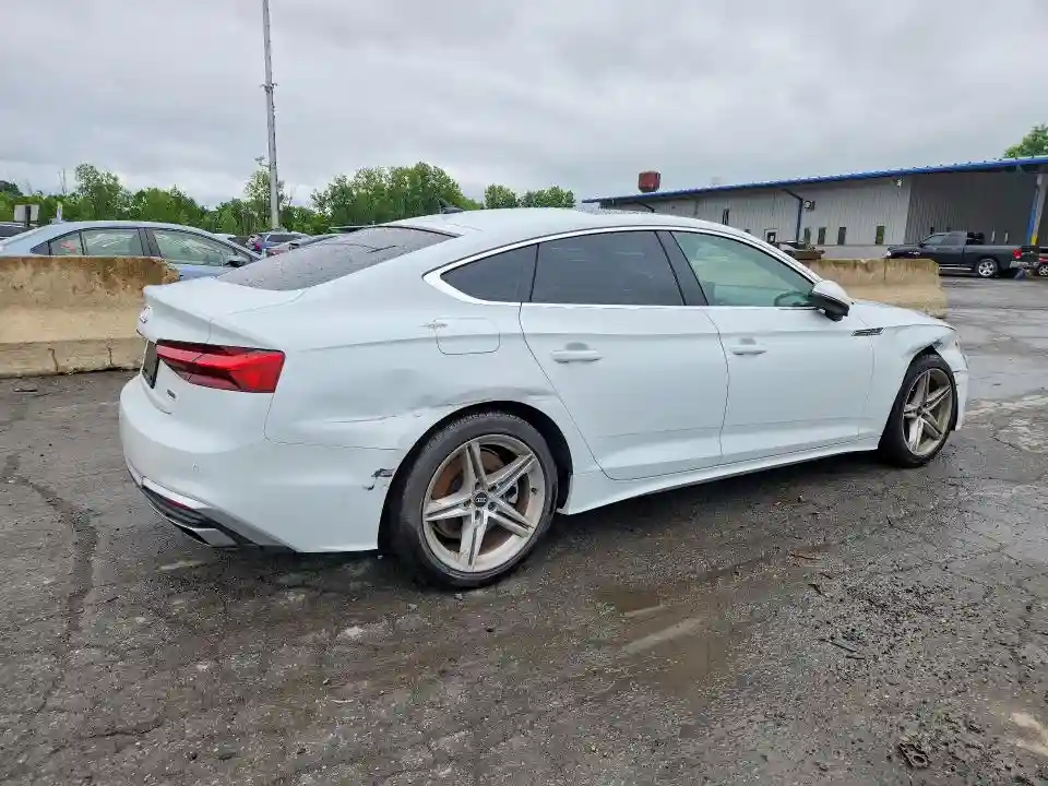 WAUDACF53MA038063 2021 AUDI A5-2
