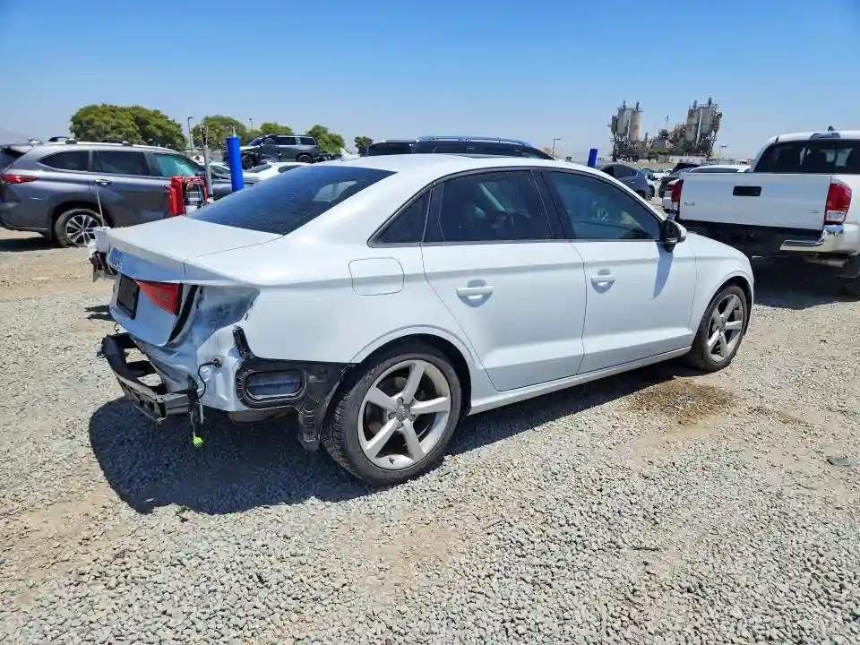 WAUACGFFXF1091679 2015 AUDI A3-2