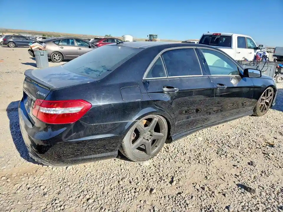 WDDHF9AB3AA236083 2010 MERCEDES-BENZ E-CLASS-2