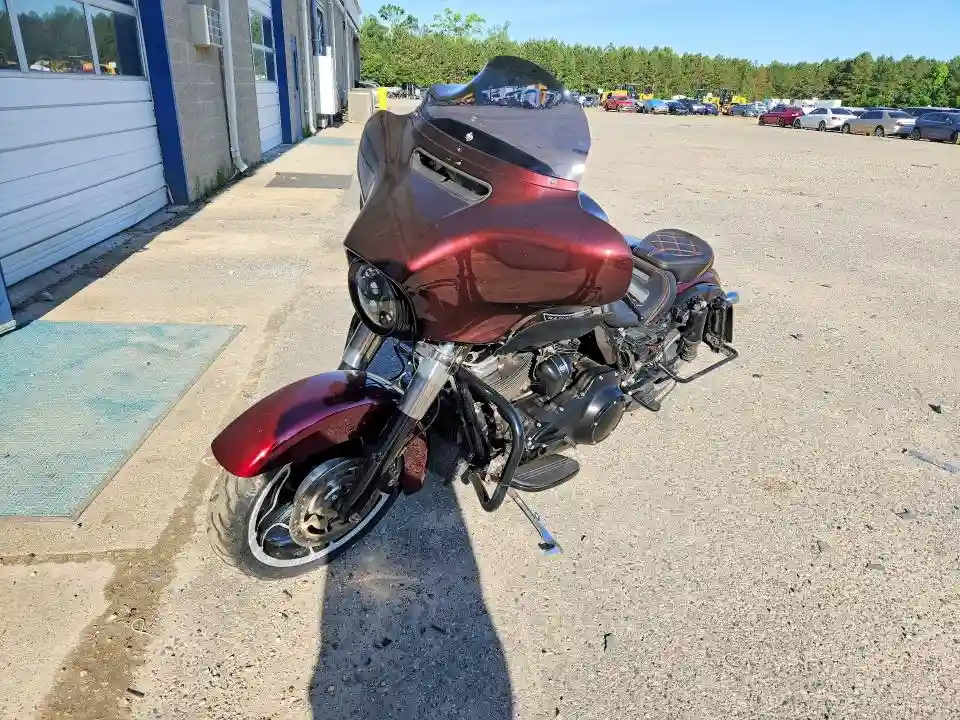 1HD1KRC18JB606691 2018 HARLEY-DAVIDSON FL-0