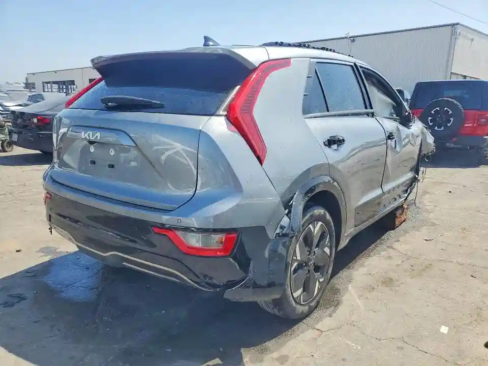 KNDCR3L19R5111056 2024 KIA NIRO WIND-2